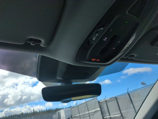 Used 2025 Audi Q5 Premium w/ Convenience Package image 22