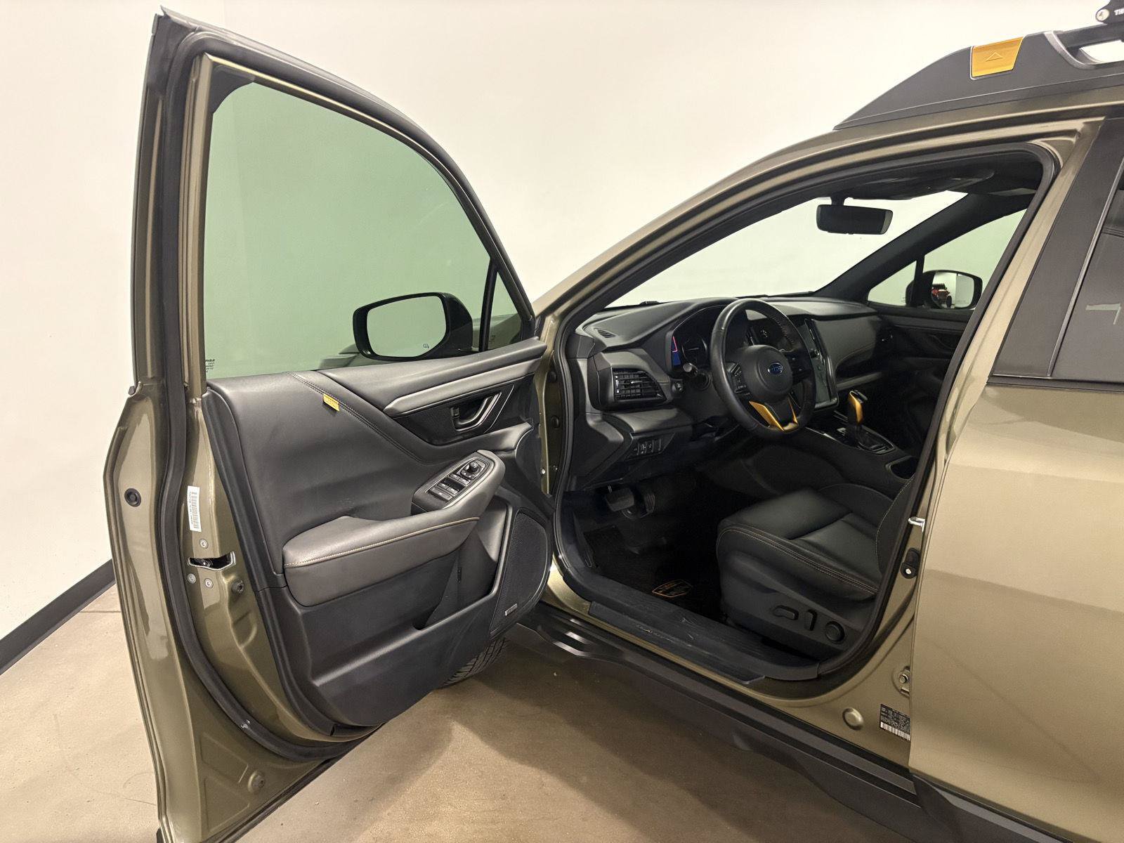 Used 2025 Subaru Outback Wilderness AWD/4WD image 9