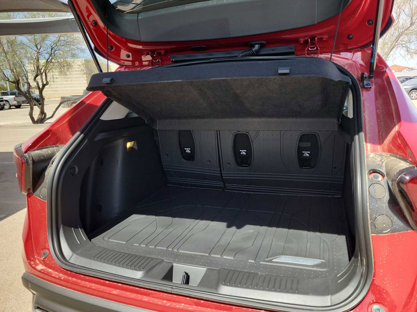 New 2026 Chevrolet Trax LT w/ Driver Confidence Package FWD image 23