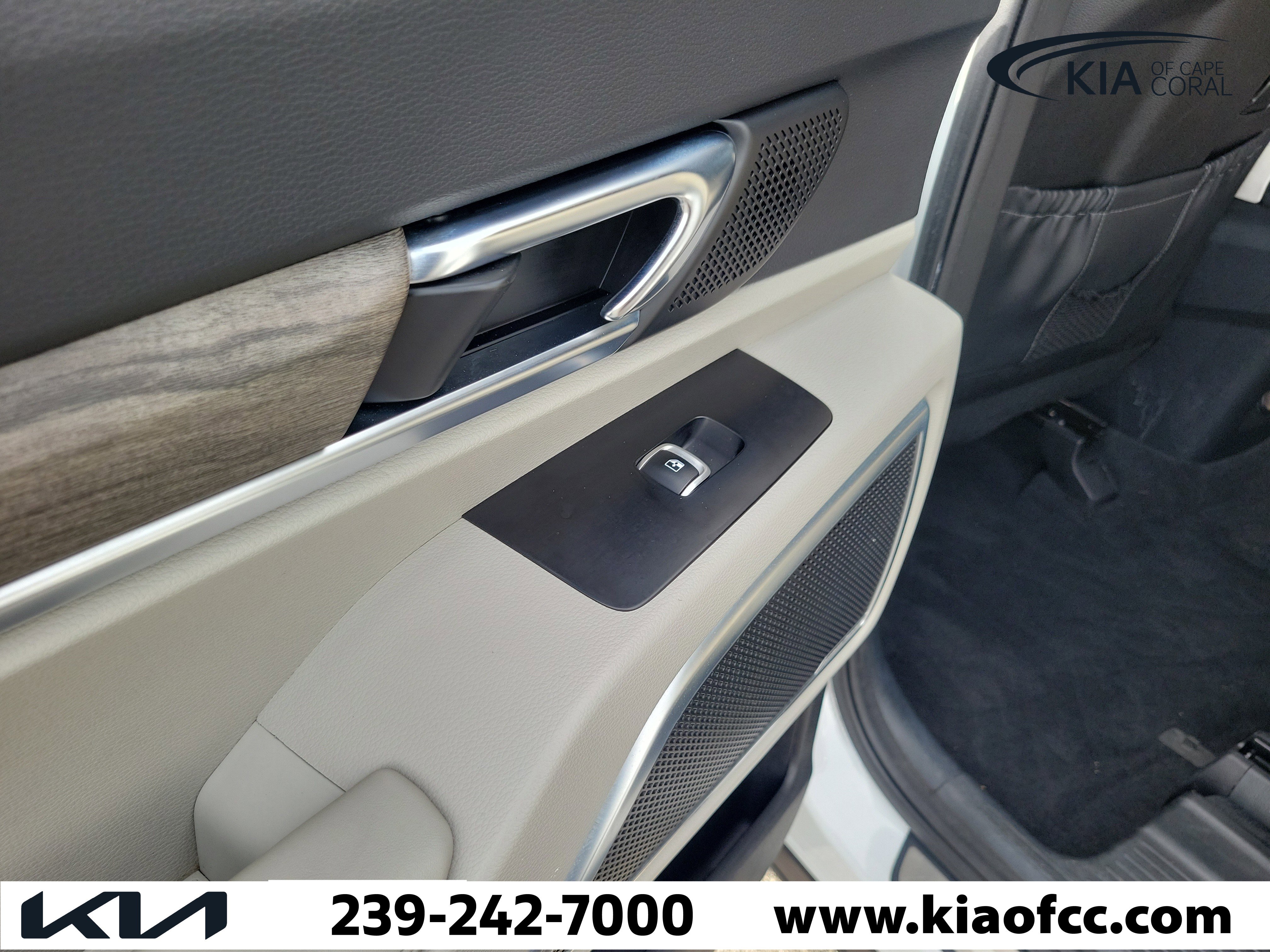 Used 2020 Kia Telluride SX FWD image 13