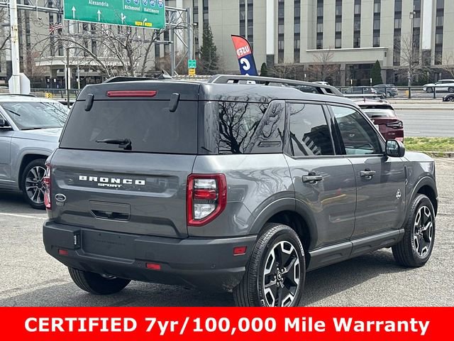 Used 2024 Ford Bronco Sport Outer Banks w/ Tech Package image 3