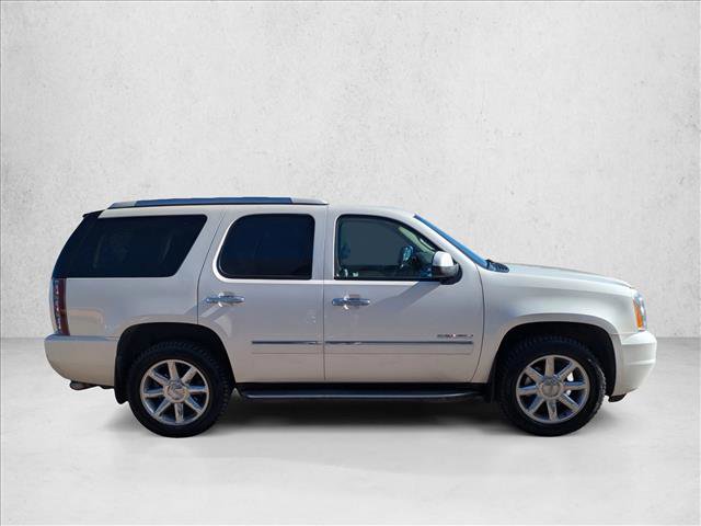 Used 2014 GMC Yukon Denali image 4