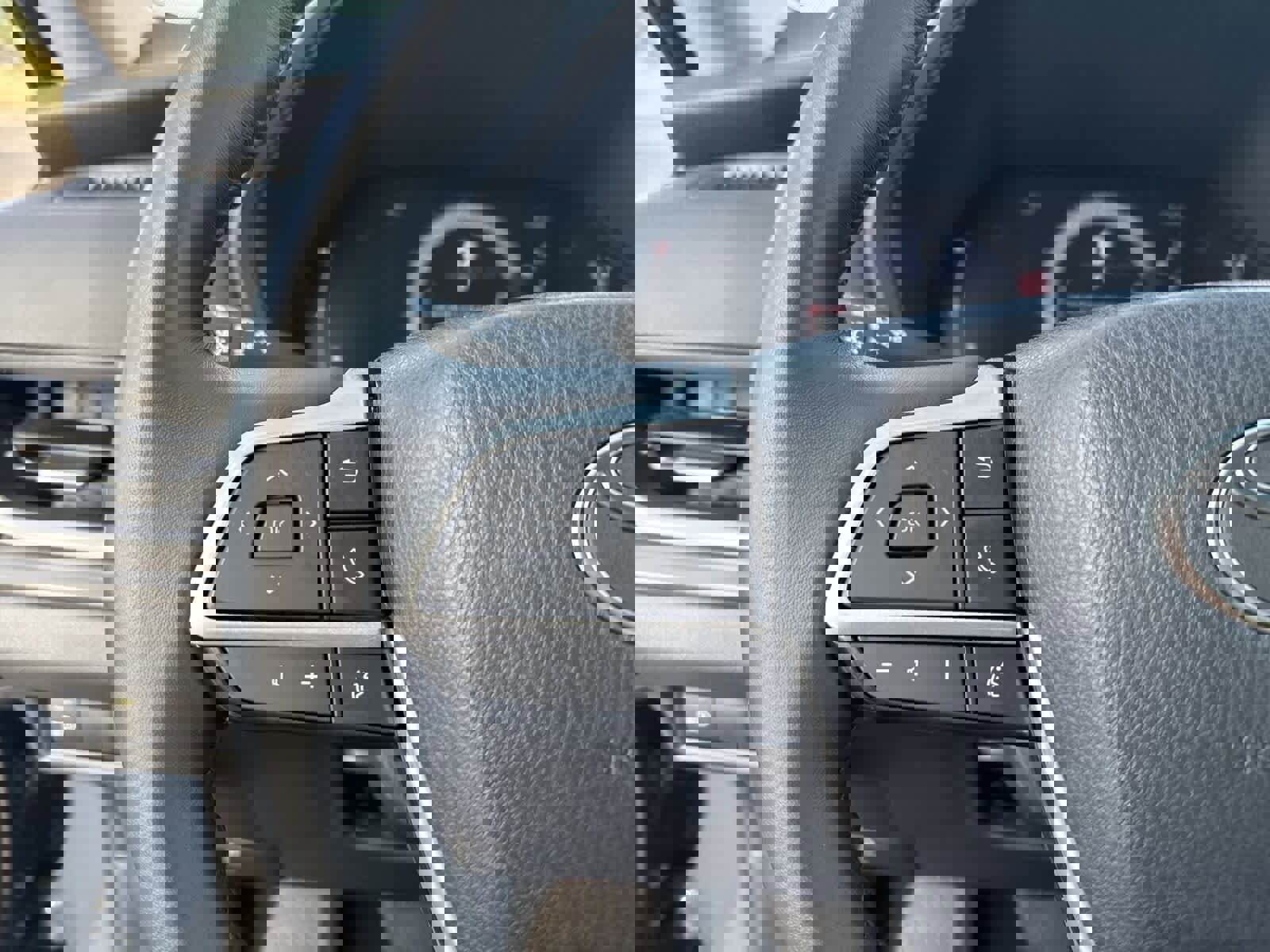 Used 2025 Toyota Grand Highlander AWD image 28