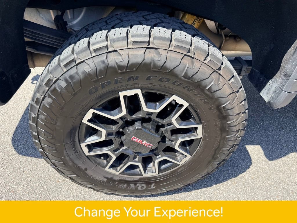 Used 2024 GMC Sierra 2500 AT4X AWD/4WD image 36