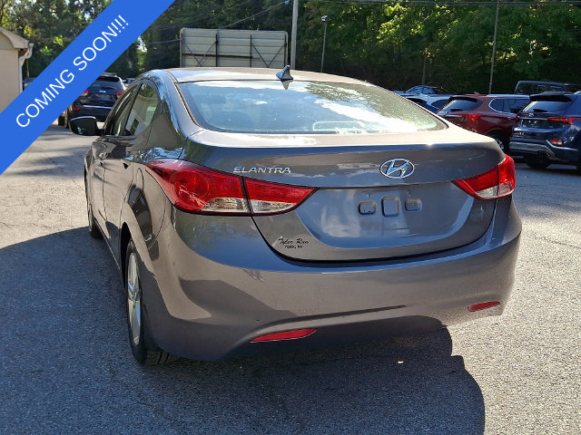 Used 2013 Hyundai Elantra GLS w/ Preferred Pkg FWD image 8
