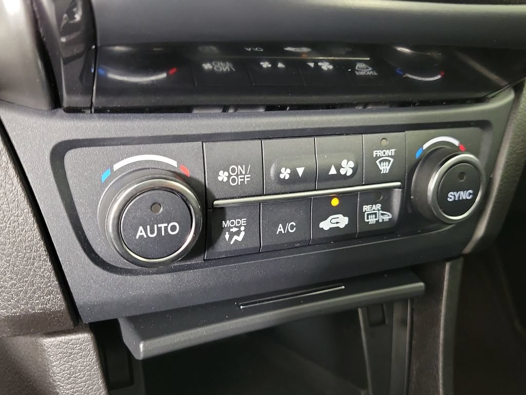 Used 2022 Acura ILX w/ Premium Package FWD image 29