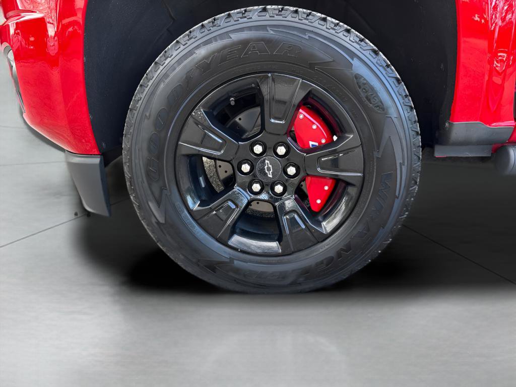 Used 2017 Chevrolet Colorado Z71 AWD/4WD image 5