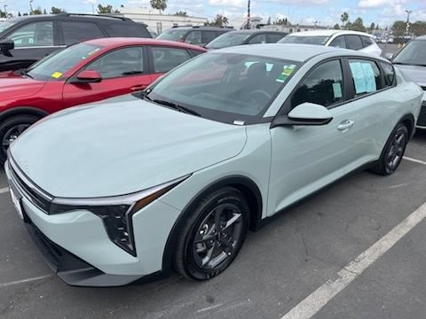 Used 2026 Kia K4 FWD image 3
