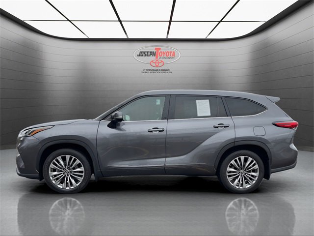 Certified 2021 Toyota Highlander Platinum image 10