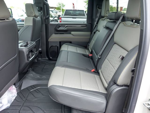 New 2026 Chevrolet Silverado 2500 ZR2 AWD/4WD image 18