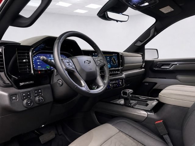 Used 2025 Chevrolet Silverado 1500 ZR2 w/ Technology Package AWD/4WD image 14