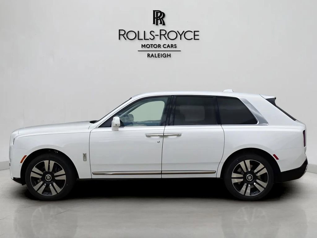 New 2026 Rolls-Royce Cullinan image 4