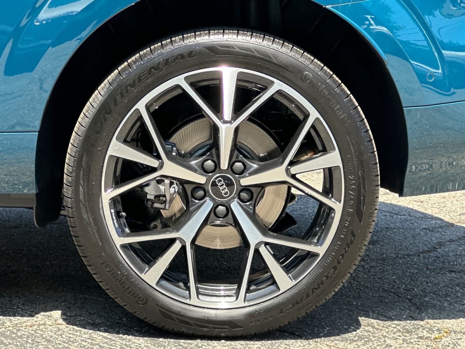 New 2026 Audi Q3 quattro 2.0T AWD/4WD image 9