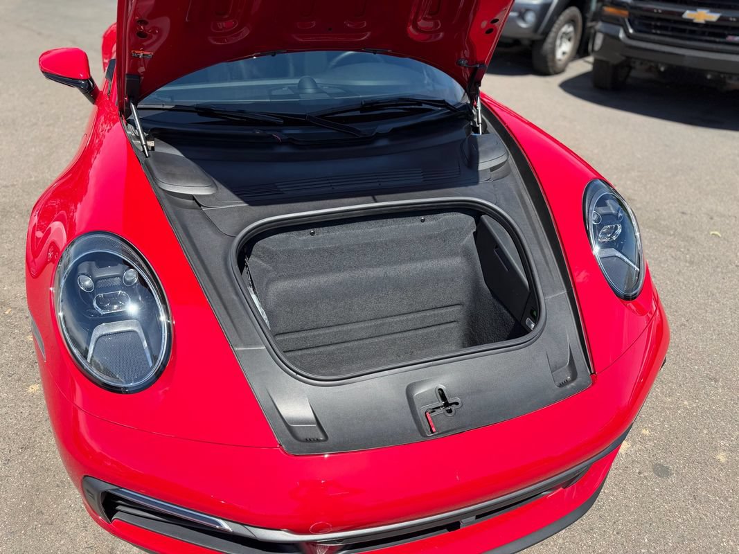 Used 2024 Porsche 911 Carrera RWD image 25