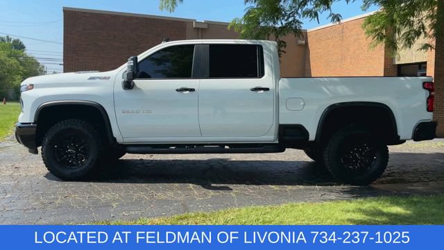 Certified 2026 Chevrolet Silverado 2500 ZR2 AWD/4WD image 5