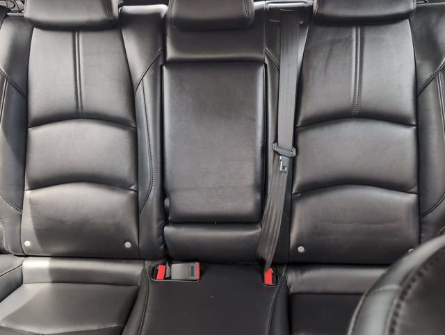 Used 2018 MAZDA MAZDA3 Touring image 13