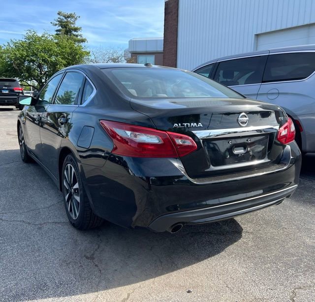 Used 2018 Nissan Altima 2.5 SV FWD image 7