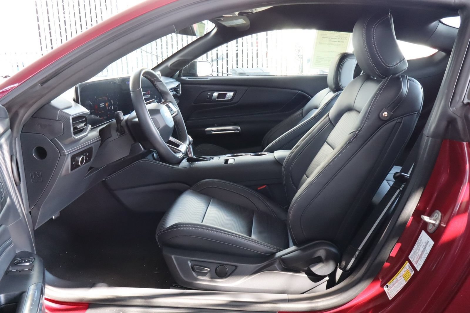 Used 2025 Ford Mustang Premium RWD image 22
