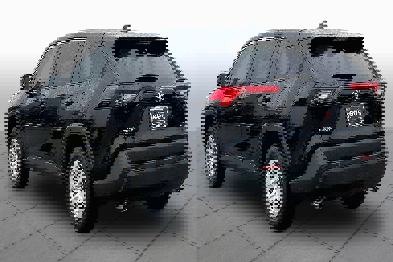 Used 2025 Toyota RAV4 LE FWD image 12