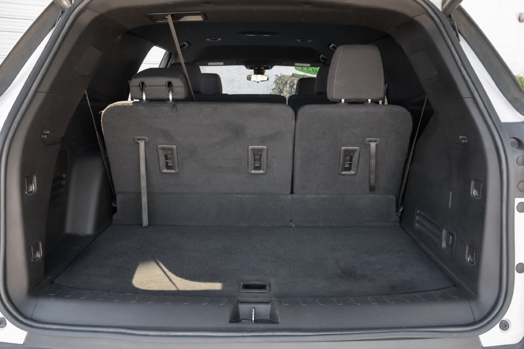 Used 2023 Chevrolet Traverse LT FWD image 37