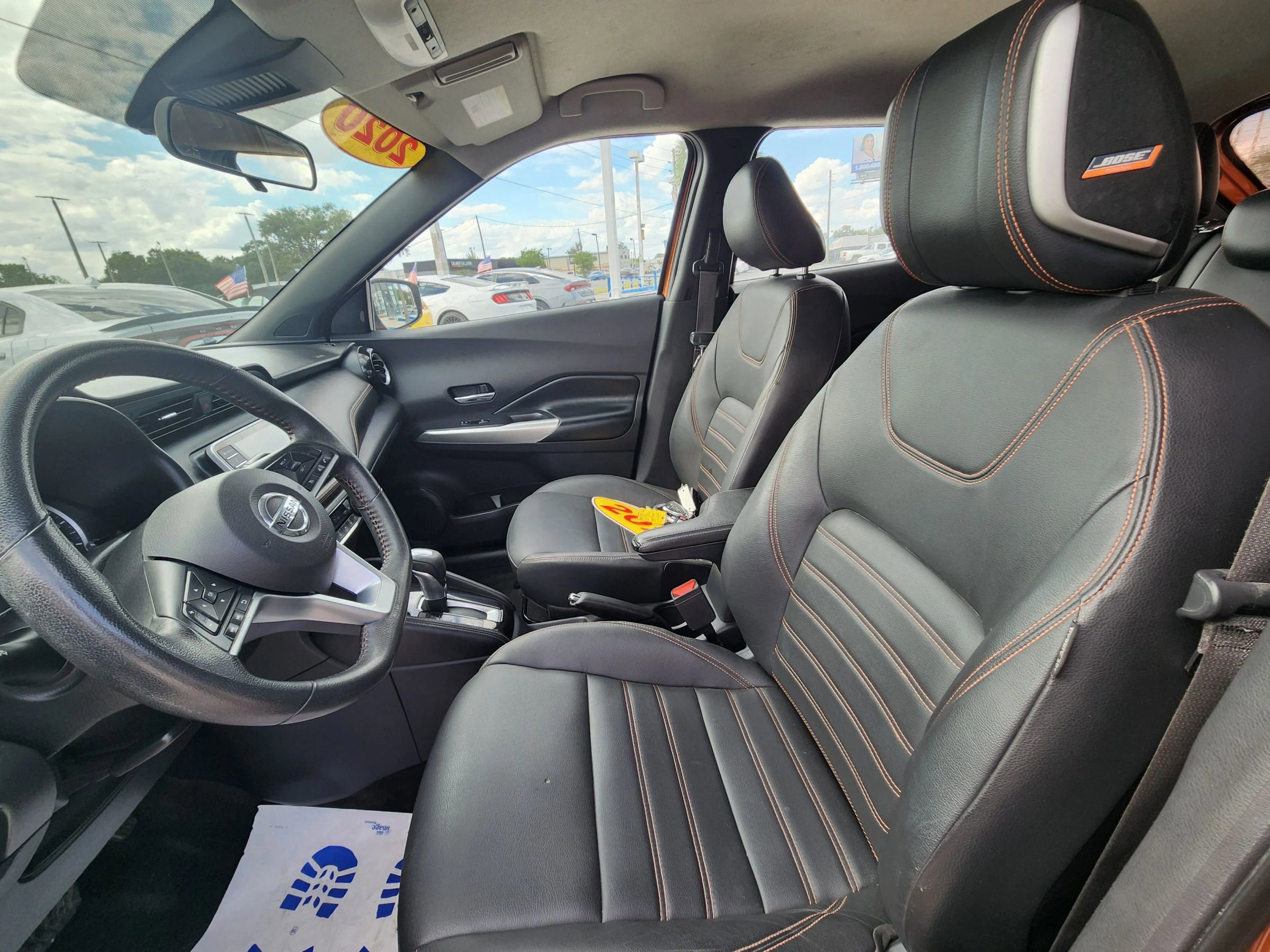 Used 2020 Nissan Kicks SR w/ SR Premium Package FWD image 16