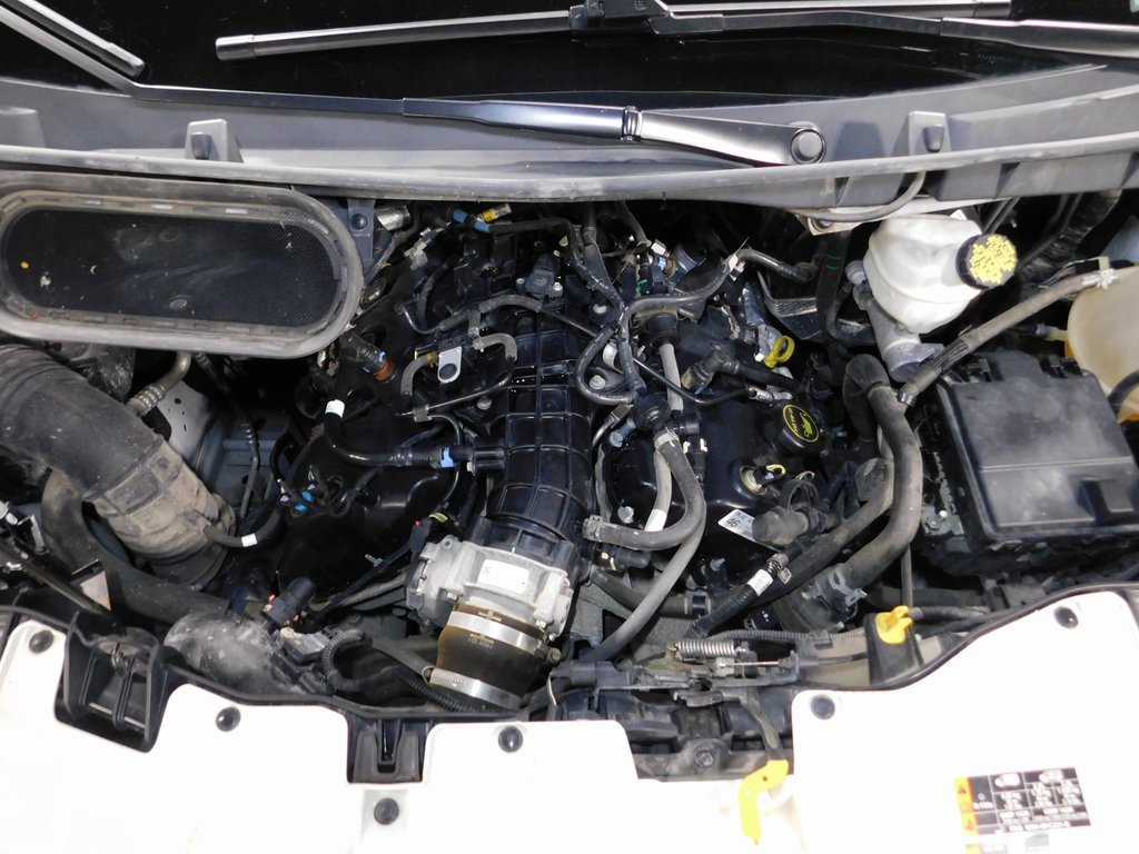 Used 2023 Ford Transit 350 XLT image 16