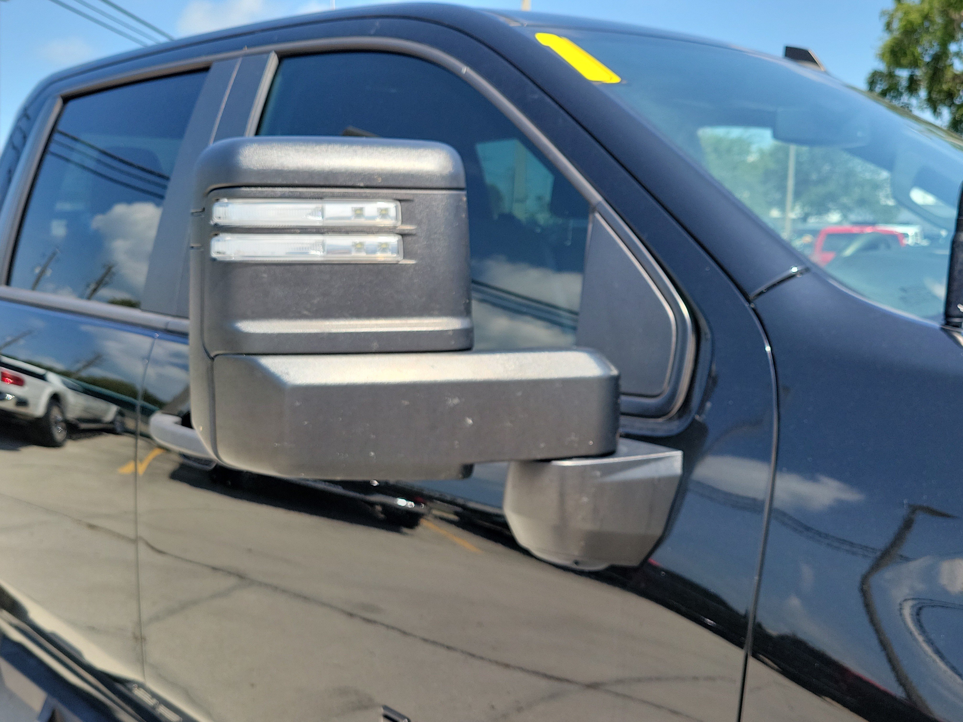Used 2021 Chevrolet Silverado 2500 Custom w/ Custom Value Package AWD/4WD image 9