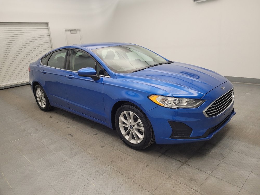 Used 2020 Ford Fusion SE image 11