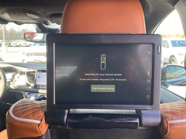 New 2026 Chrysler Pacifica Pinnacle AWD/4WD image 37