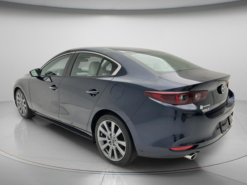 Used 2024 MAZDA MAZDA3 s FWD image 7