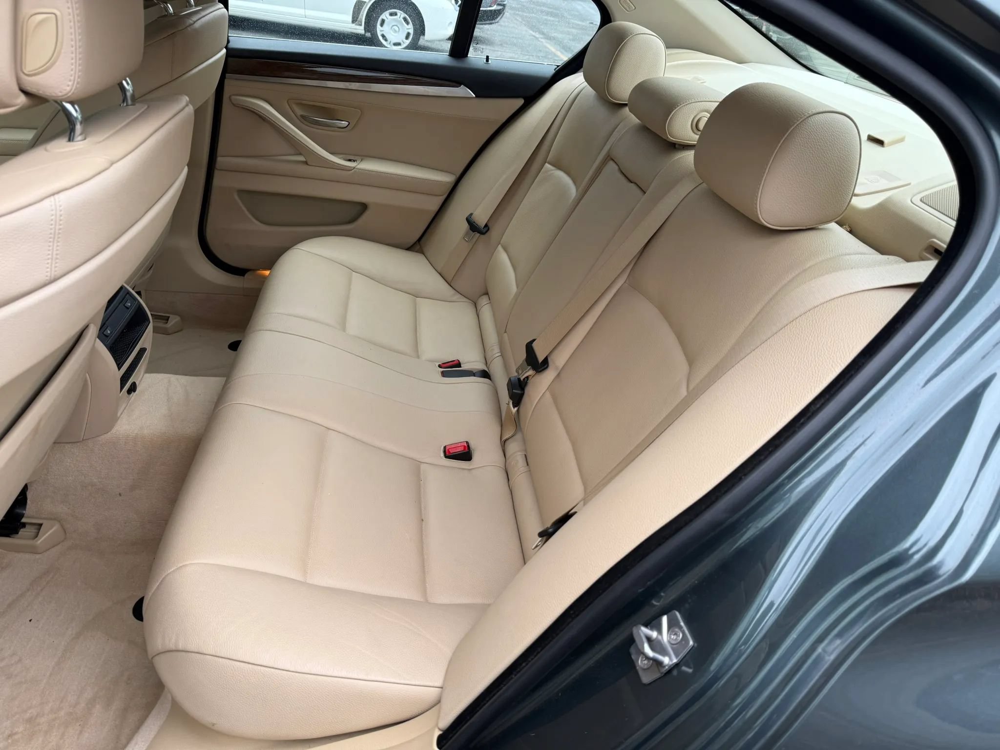 Used 2012 BMW 528i xDrive Sedan AWD/4WD image 29