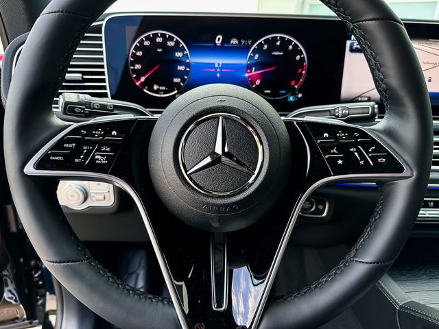 Certified 2025 Mercedes-Benz GLS 450 4MATIC image 13