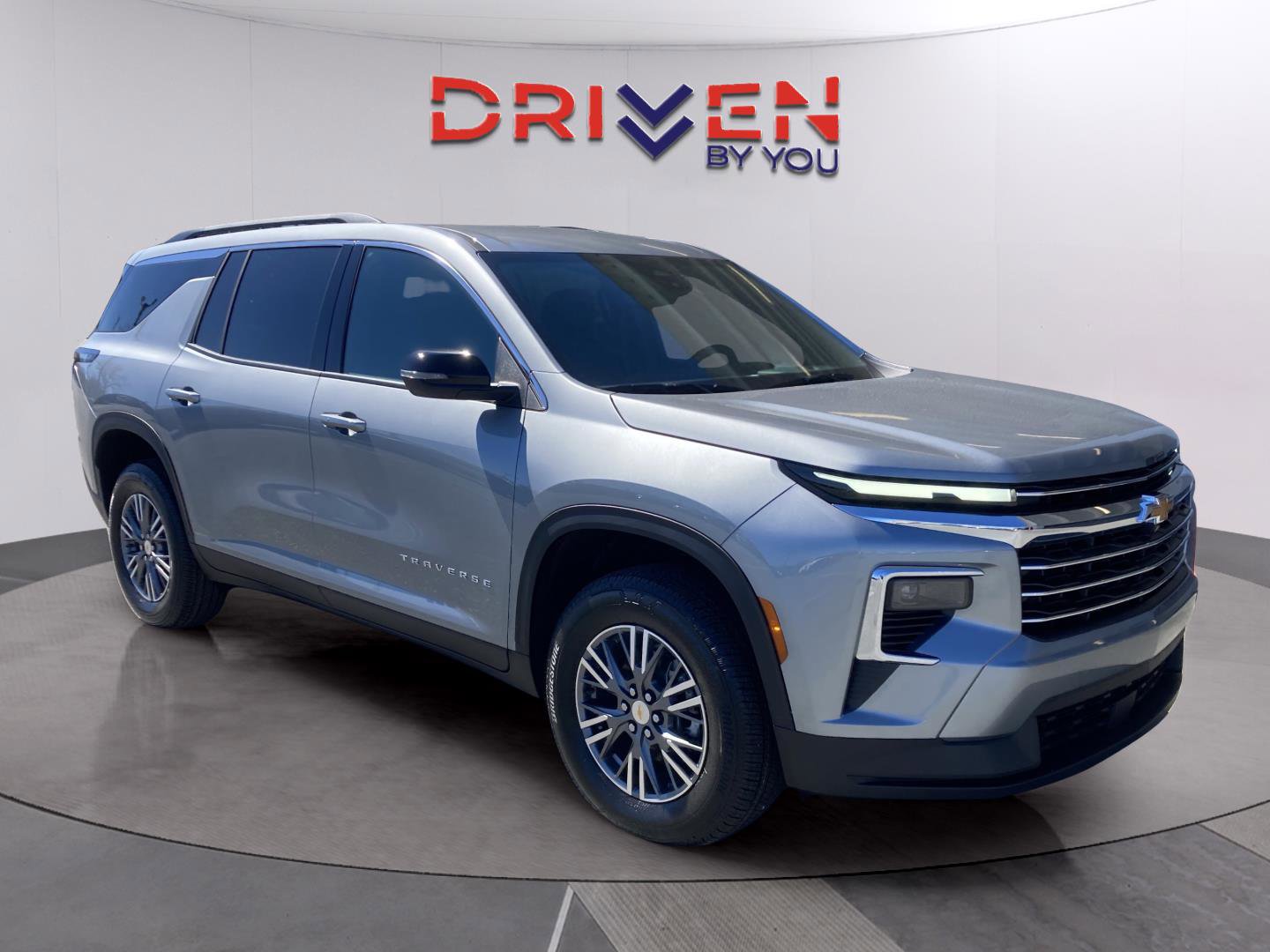 New 2026 Chevrolet Traverse LT w/ LPO, Floor Liner Package image 8