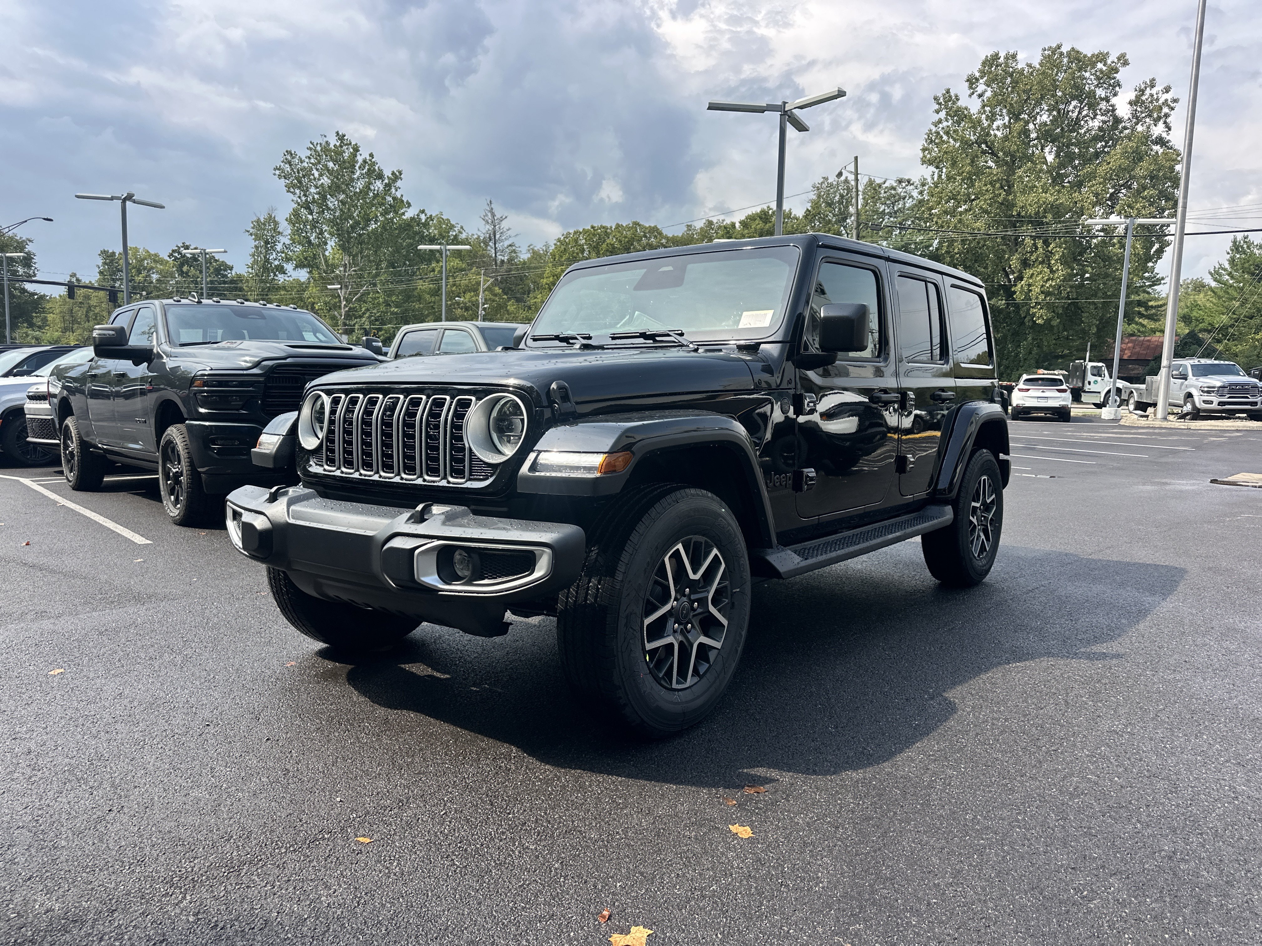 New 2027 Jeep Wrangler Unlimited Sahara AWD/4WD image 21