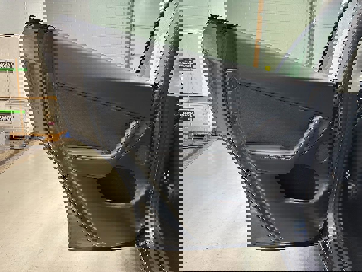 Used 2023 Tesla Model Y Long Range image 20