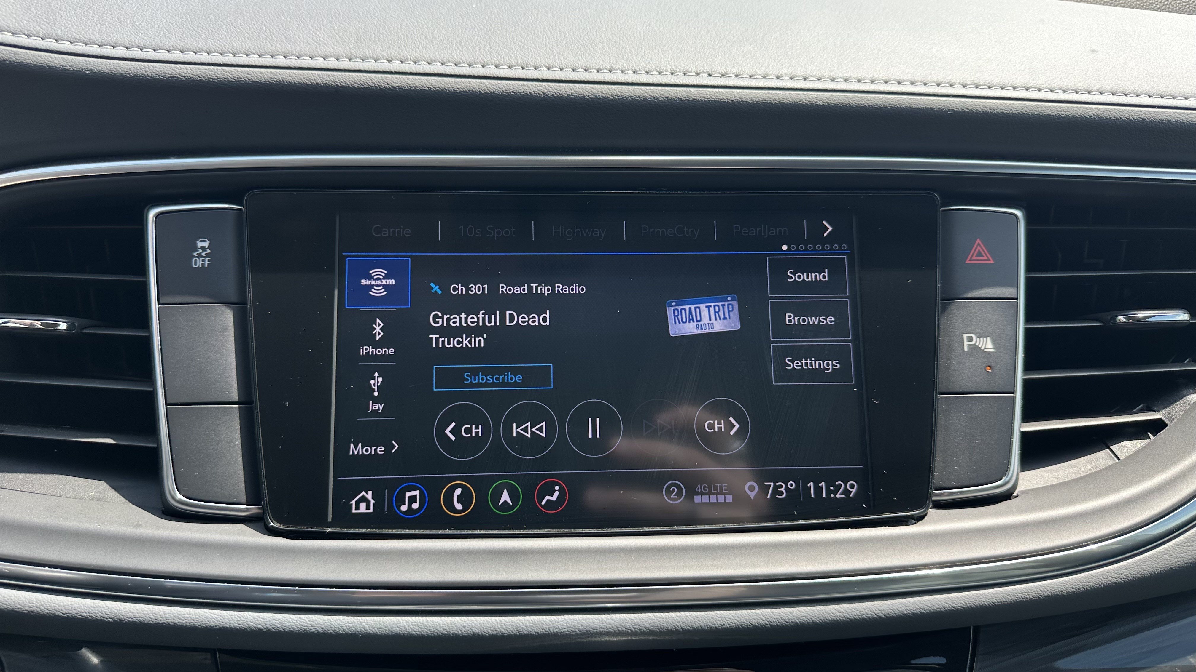 Used 2021 Buick Enclave Essence w/ Sound and Sites Package FWD image 24