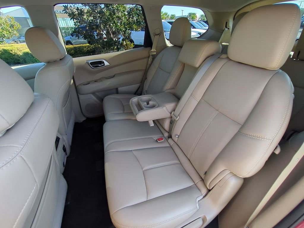 Used 2017 Nissan Pathfinder SL w/ SL Tech Package image 14