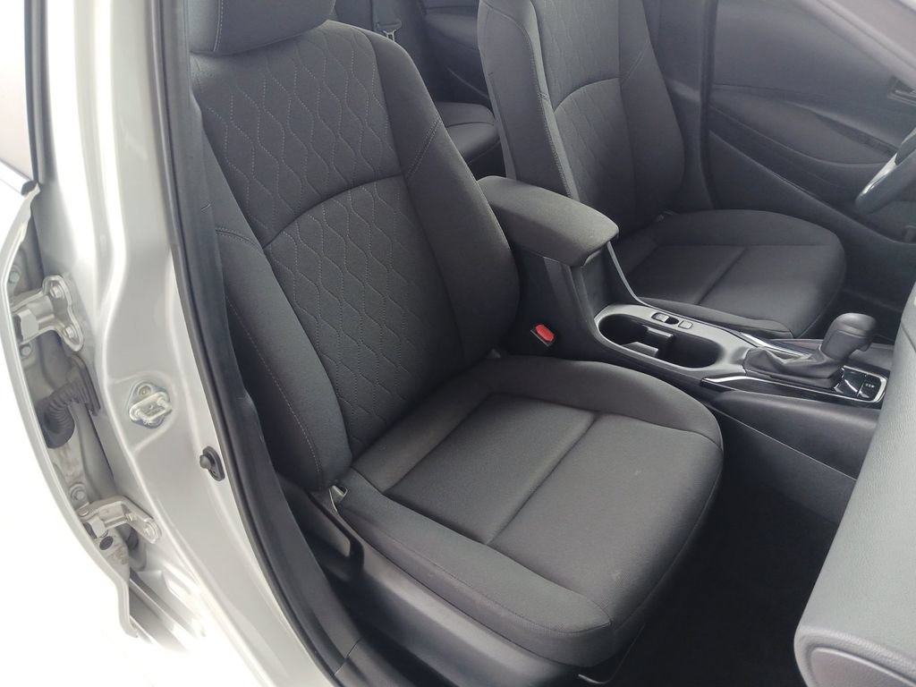 Used 2024 Toyota Corolla LE FWD image 27