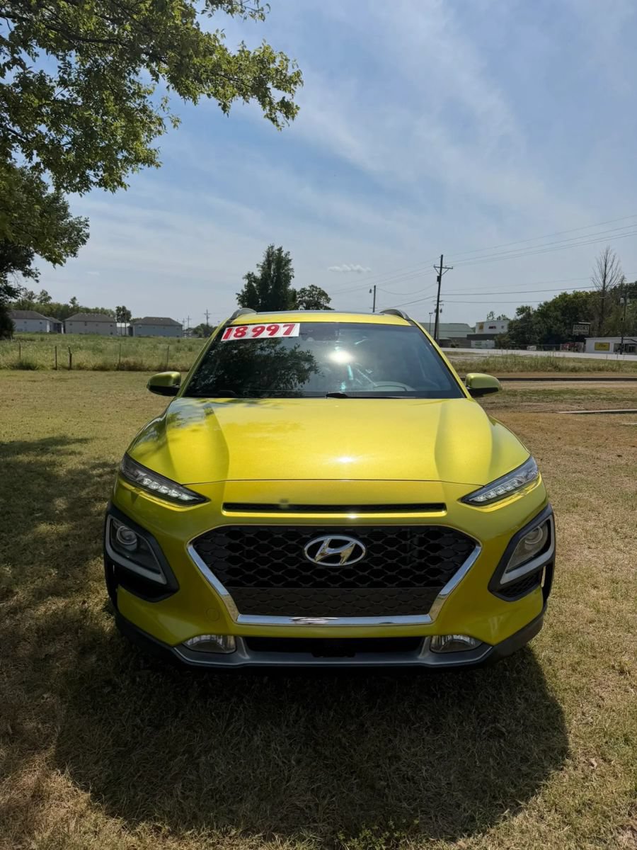Used 2020 Hyundai Kona Ultimate w/ Cargo Package FWD image 3