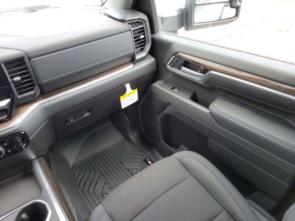 New 2025 Chevrolet Silverado 2500 LT w/ Safety Package image 13