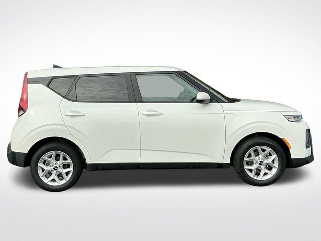 Used 2022 Kia Soul LX w/ Technology Package image 8