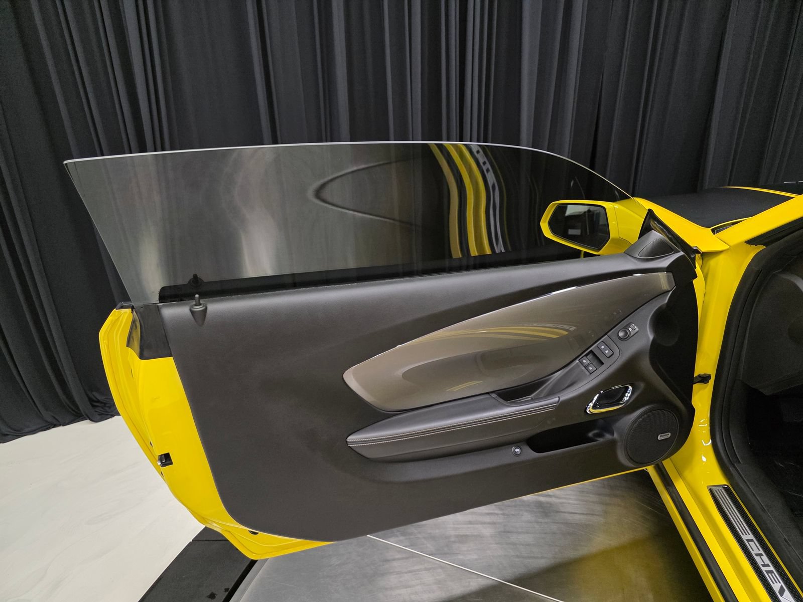 Used 2014 Chevrolet Camaro SS w/ RS Package RWD image 17