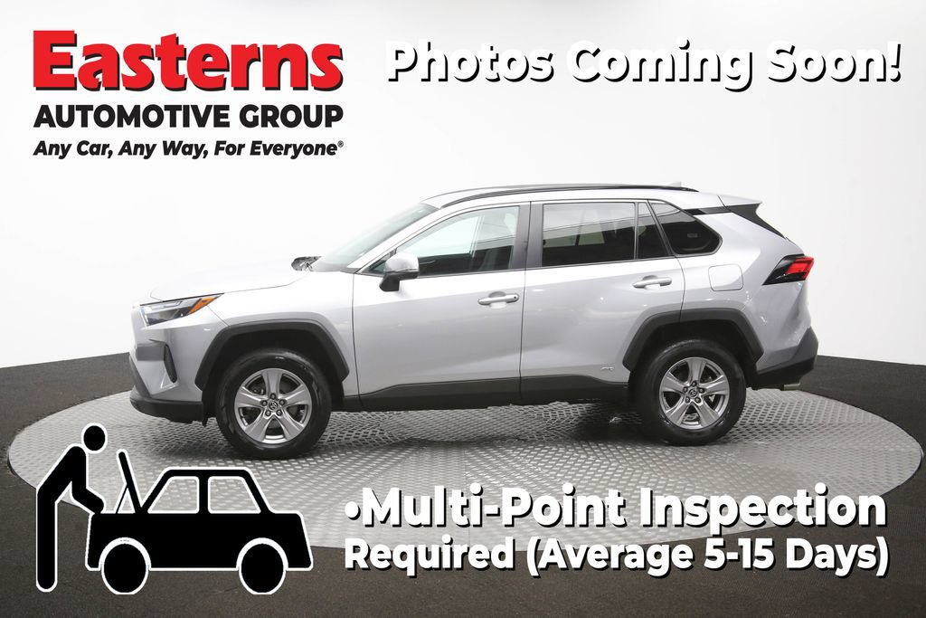 Used 2024 Toyota RAV4 XLE AWD/4WD image 57