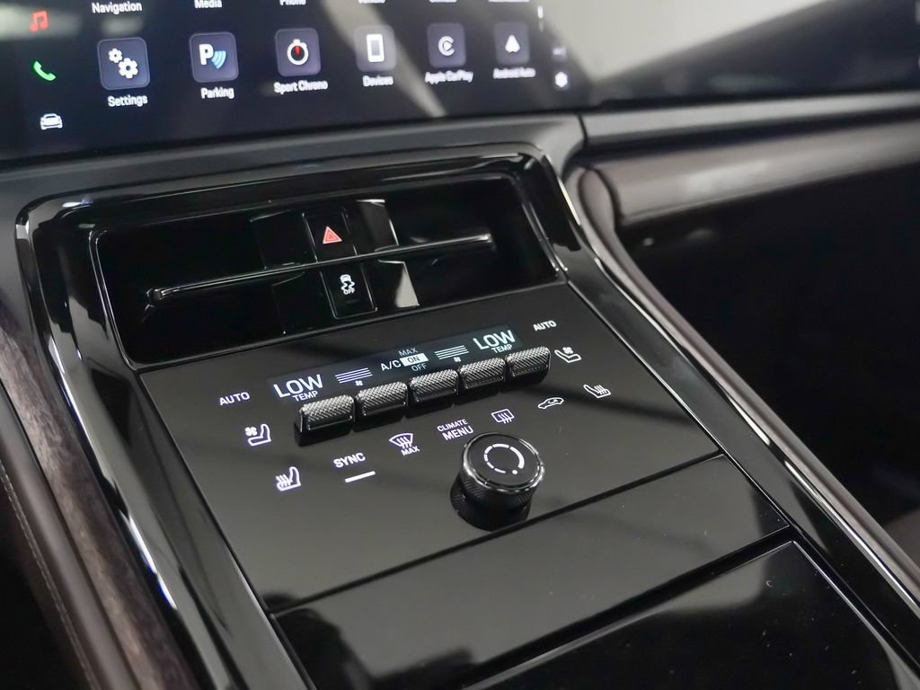 Certified 2025 Porsche Panamera 4 AWD/4WD image 23