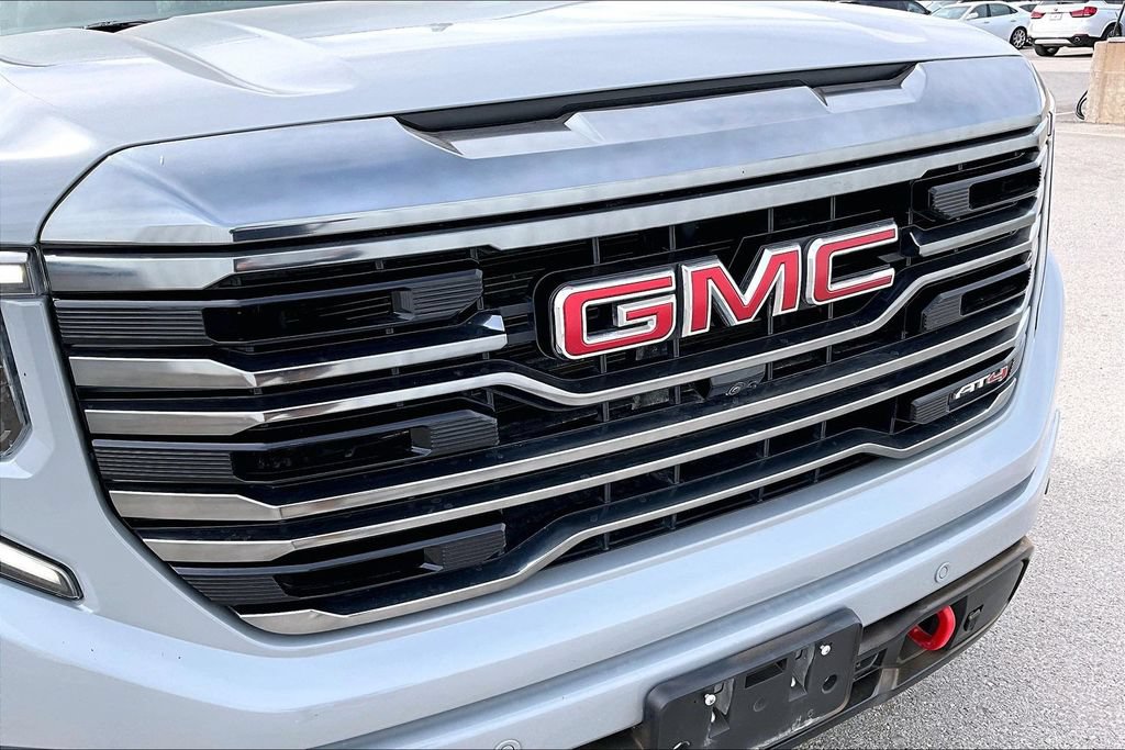 Used 2024 GMC Sierra 1500 AT4 w/ Technology Package AWD/4WD image 35