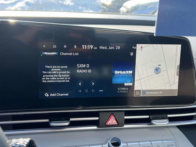 Certified 2025 Hyundai Elantra Limited image 28