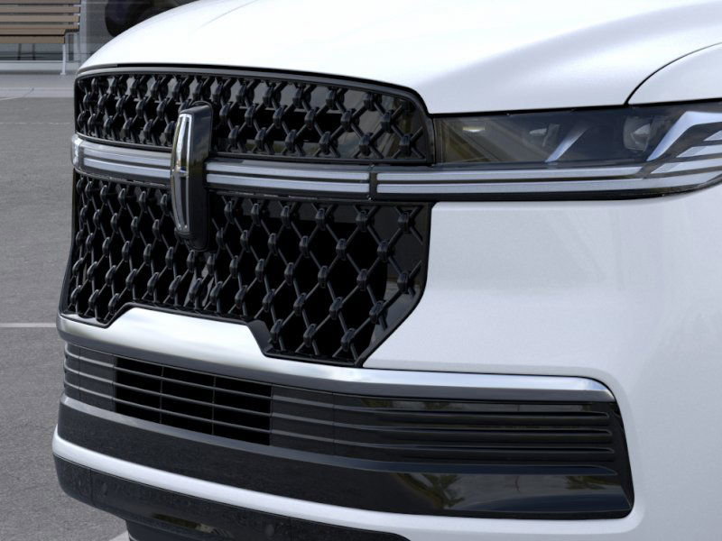 New 2025 Lincoln Navigator L Reserve w/ Jet Appearance Package image 37