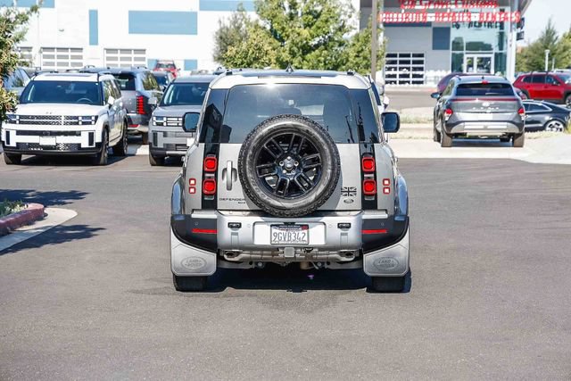 Used 2023 Land Rover Defender 110 SE AWD/4WD image 4