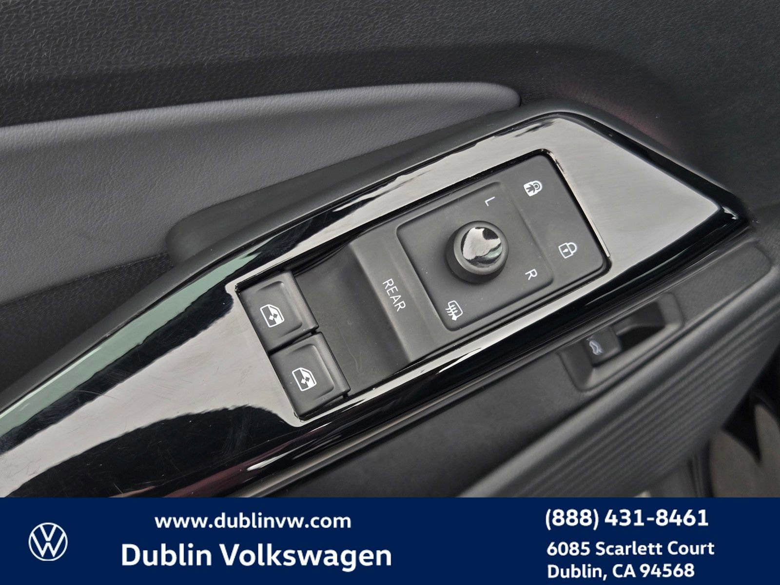 Used 2023 Volkswagen ID.4 Pro S image 11