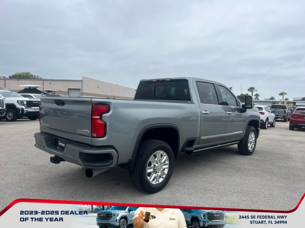 Used 2024 Chevrolet Silverado 2500 High Country w/ High Country Premium Package image 7